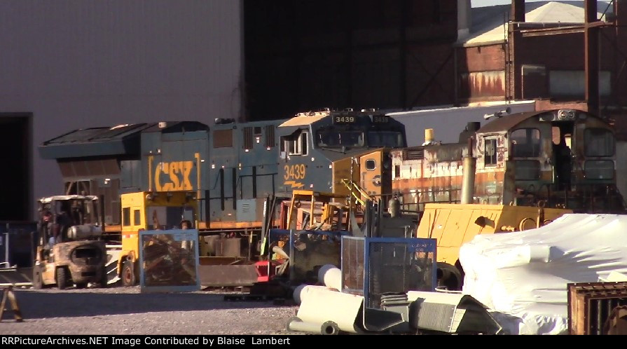 CSX dead in tow